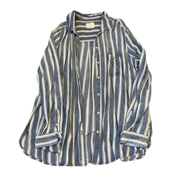 American Eagle Outfitters Navy and White Striped Shirt - Picture 1 of 2